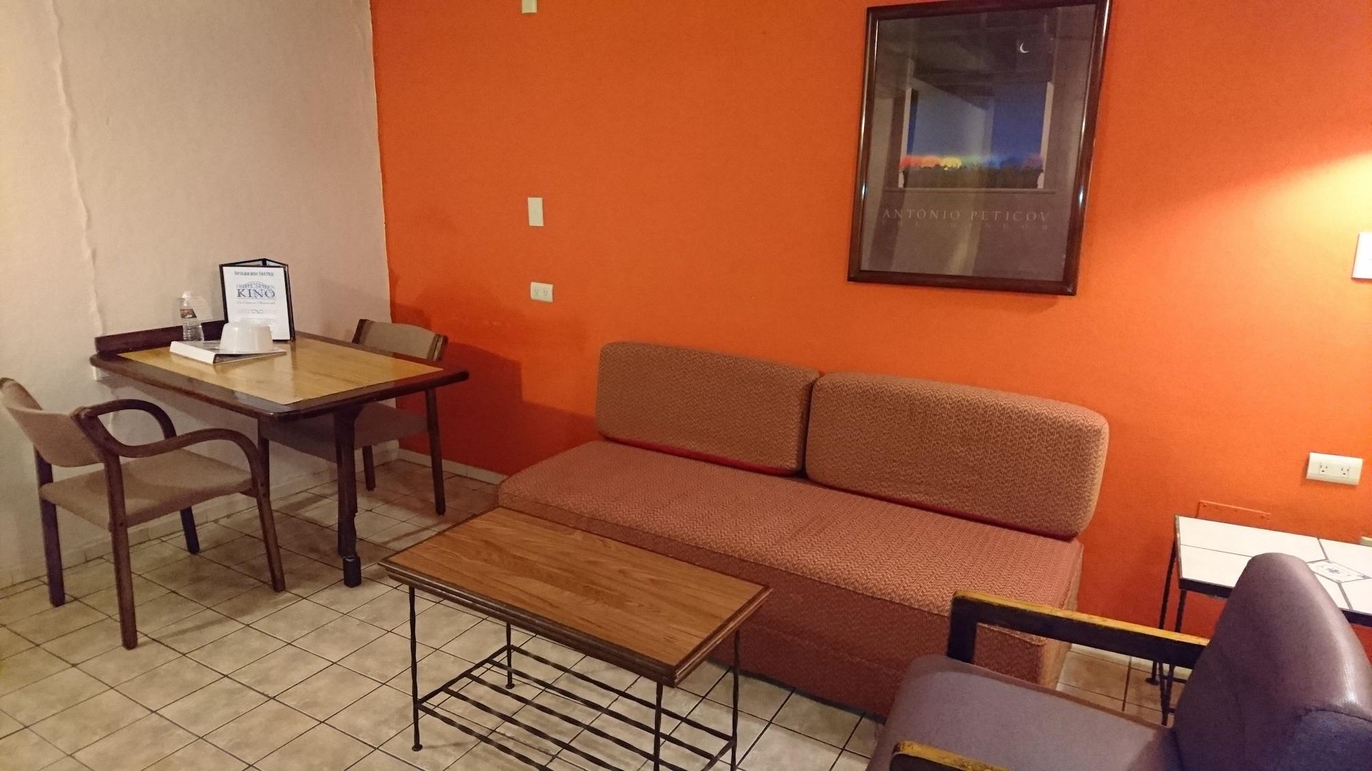 Hotel Suites Kino Hermosillo Zewnętrze zdjęcie