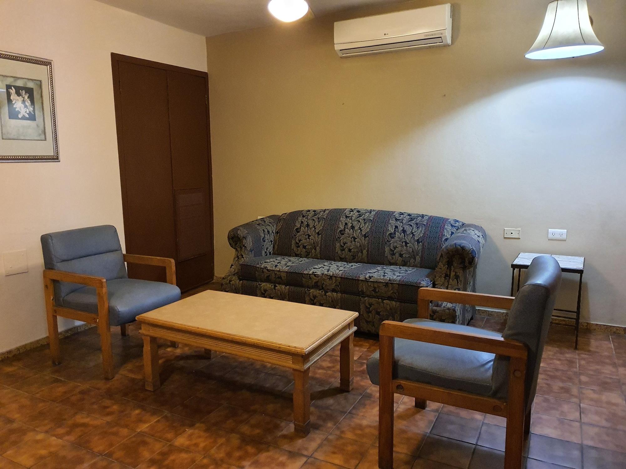 Hotel Suites Kino Hermosillo Zewnętrze zdjęcie