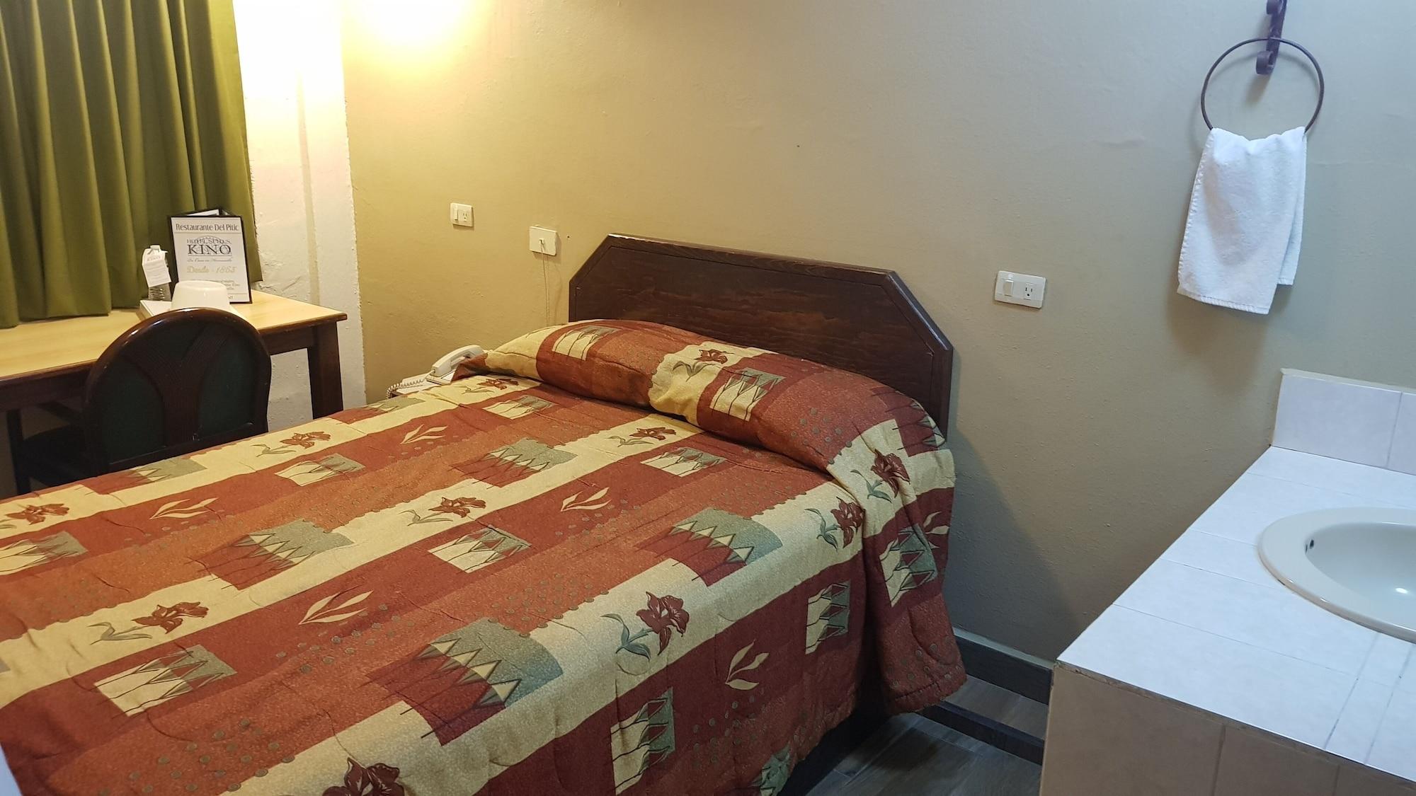Hotel Suites Kino Hermosillo Zewnętrze zdjęcie