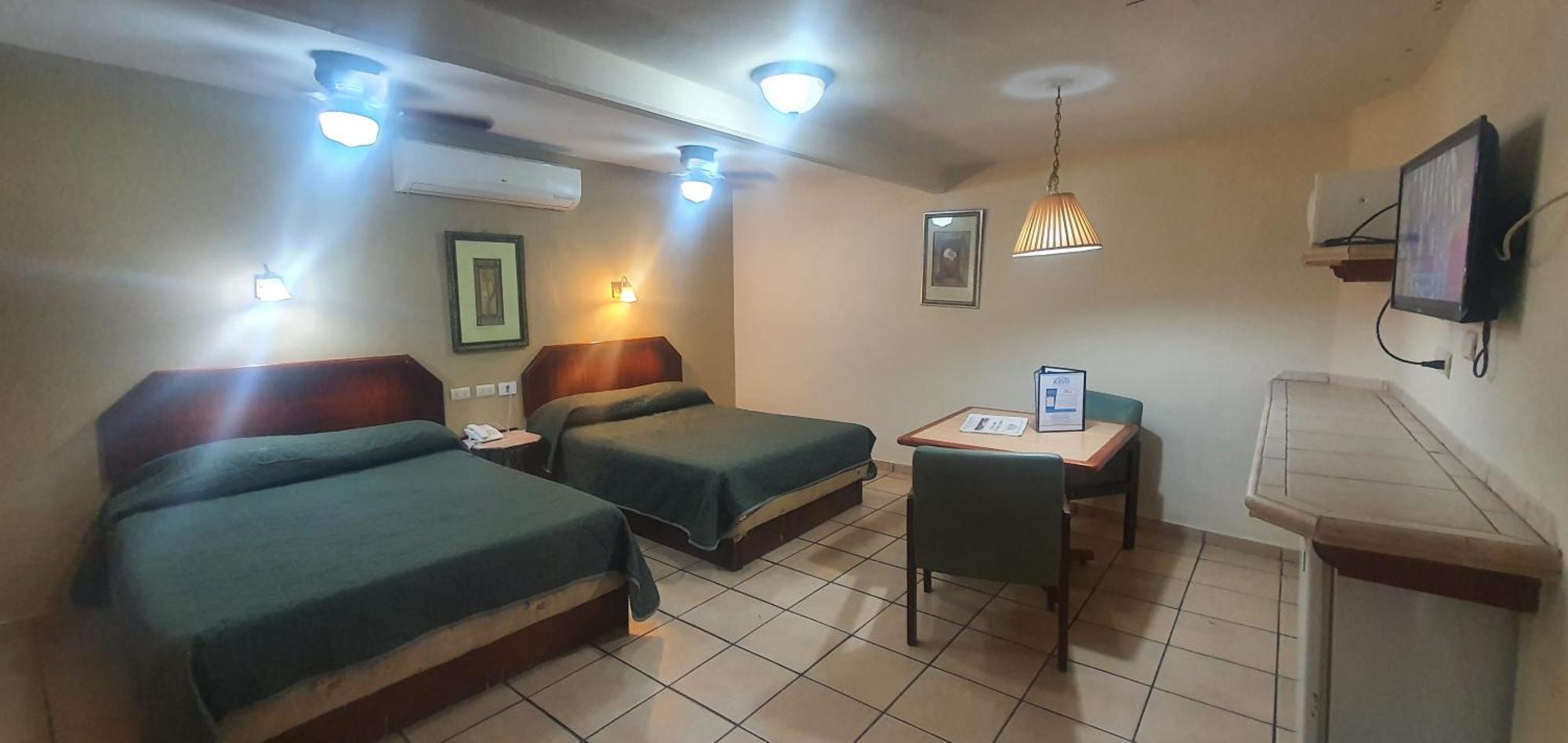Hotel Suites Kino Hermosillo Zewnętrze zdjęcie
